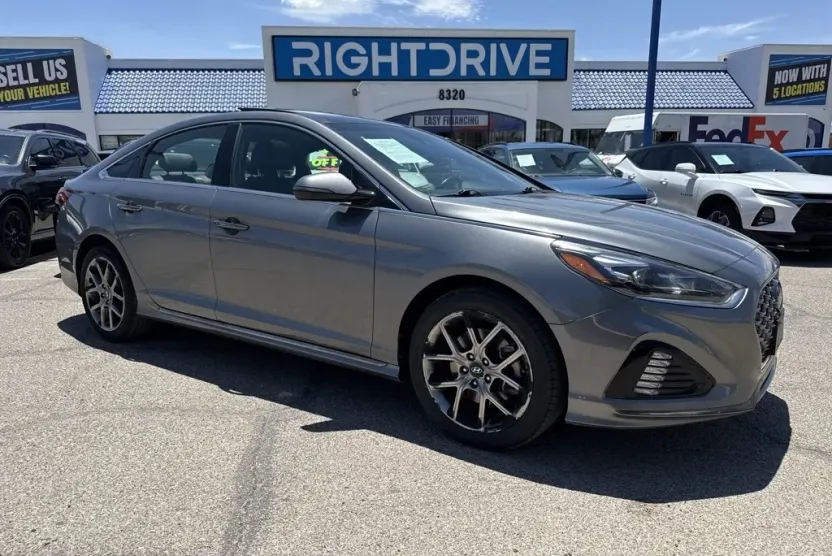 2019 Hyundai Sonata SEL Sport Limited photo 1