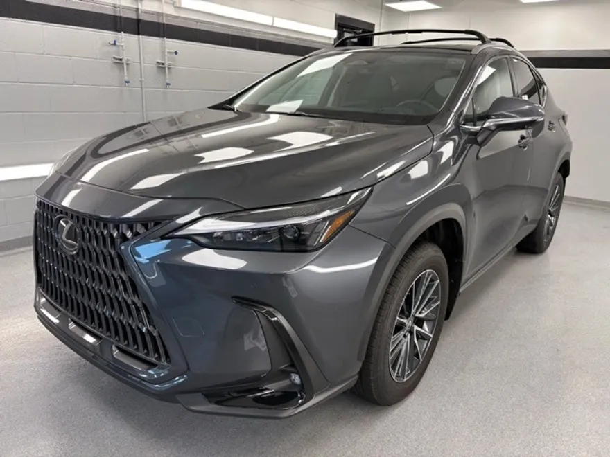 2025 Lexus NX Premium photo 1