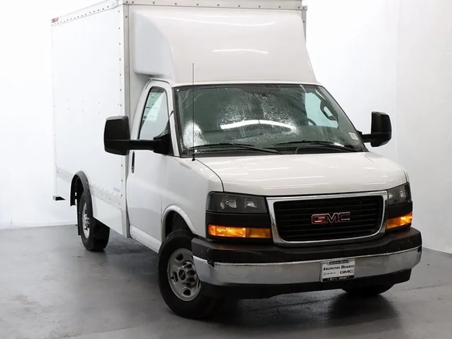 2024 Gmc Savana Cutaway 3500 photo 1