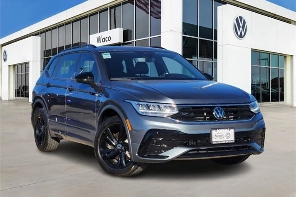 2024 Volkswagen Tiguan SE R-Line Black photo 1