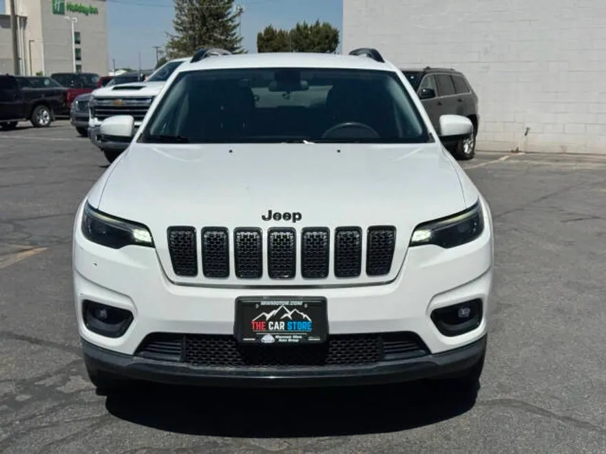2019 Jeep Cherokee Latitude Altitude photo 1