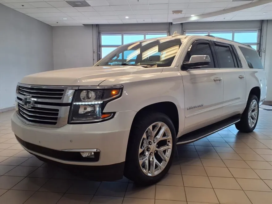 2020 Chevrolet Suburban Premier photo 1