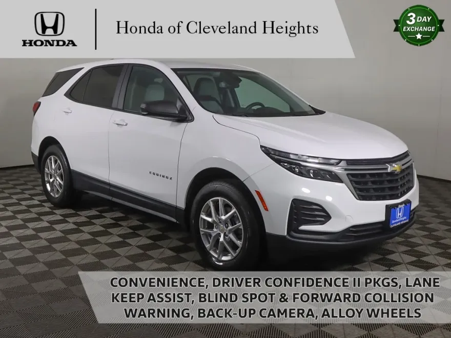 2024 Chevrolet Equinox LS photo 1