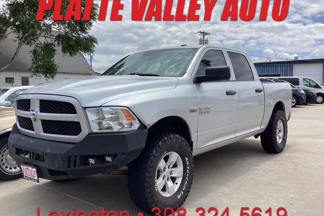 2017 Ram 1500 Tradesman photo 1