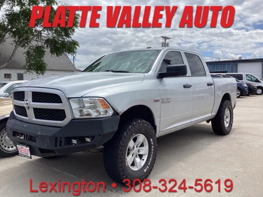 2017 Ram 1500 Tradesman photo 1