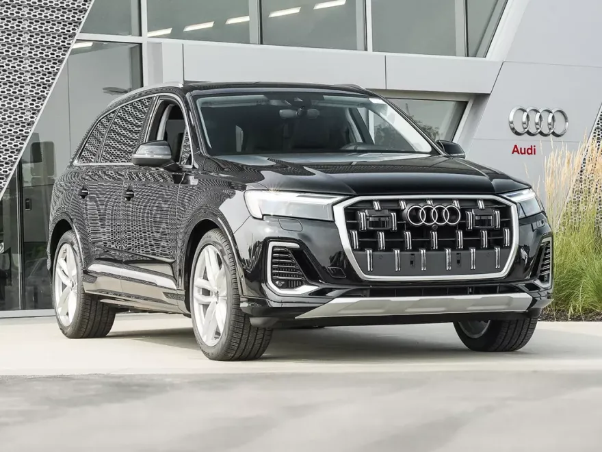 2025 Audi Q7 Premium Plus photo 1