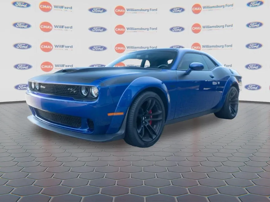 2022 Dodge Challenger R/T Scat Pack Widebody photo 1