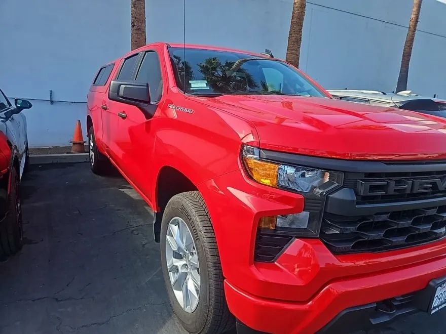 2024 Chevrolet Silverado 1500 Custom photo 1