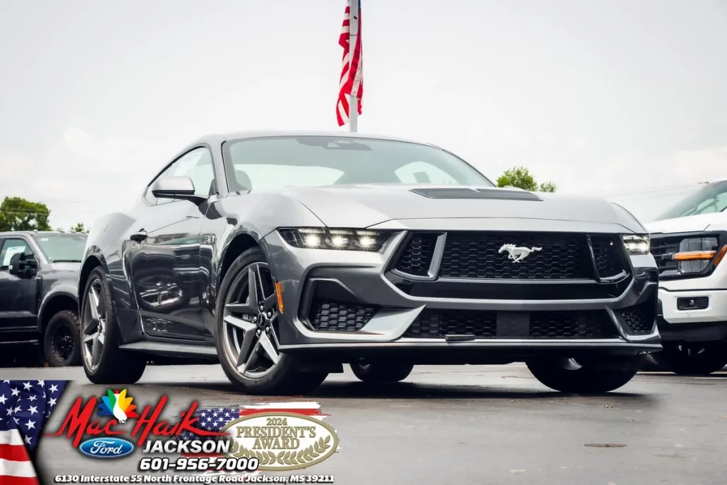 2025 Ford Mustang GT photo 1