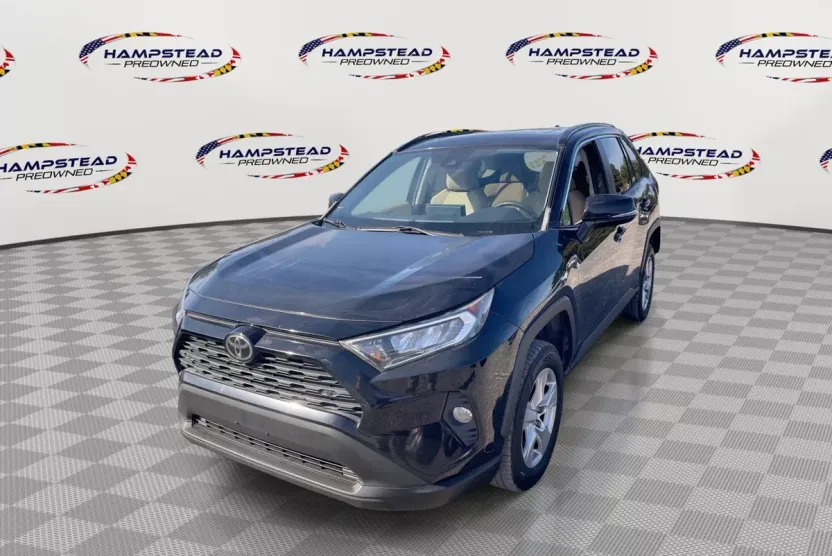 2019 Toyota RAV4 XLE Premium photo 1