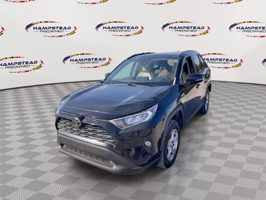 2019 Toyota RAV4 XLE Premium photo 1
