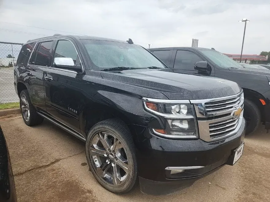 2018 Chevrolet Tahoe Premier photo 1