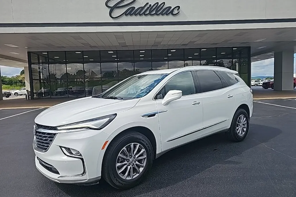2024 Buick Enclave Premium photo 1