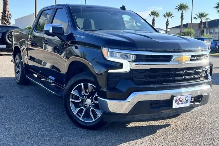 2024 Chevrolet Silverado 1500 LT photo 1