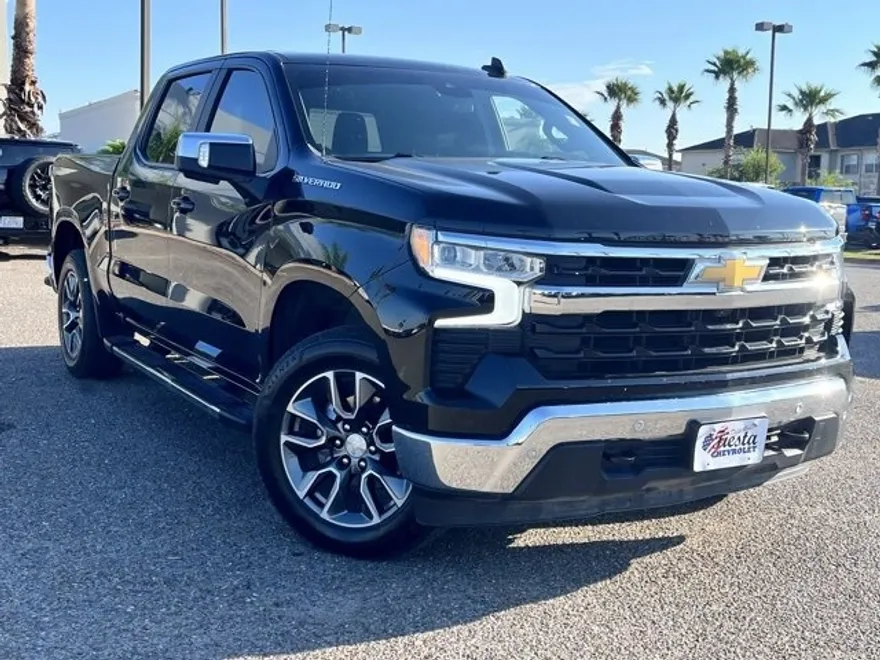 2024 Chevrolet Silverado 1500 LT photo 1