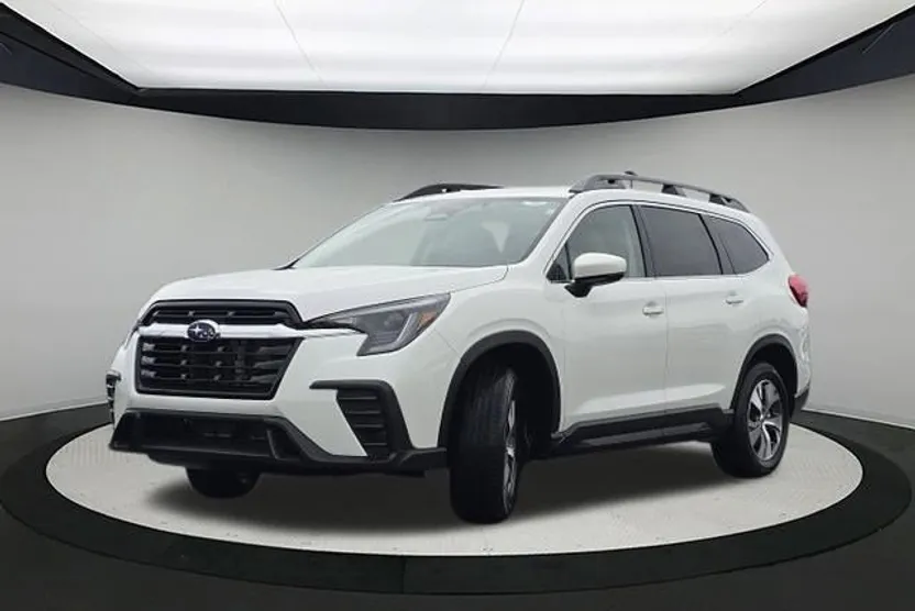 2025 Subaru Ascent Premium photo 1