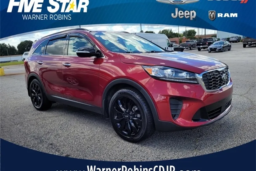 2020 Kia Sorento S photo 1