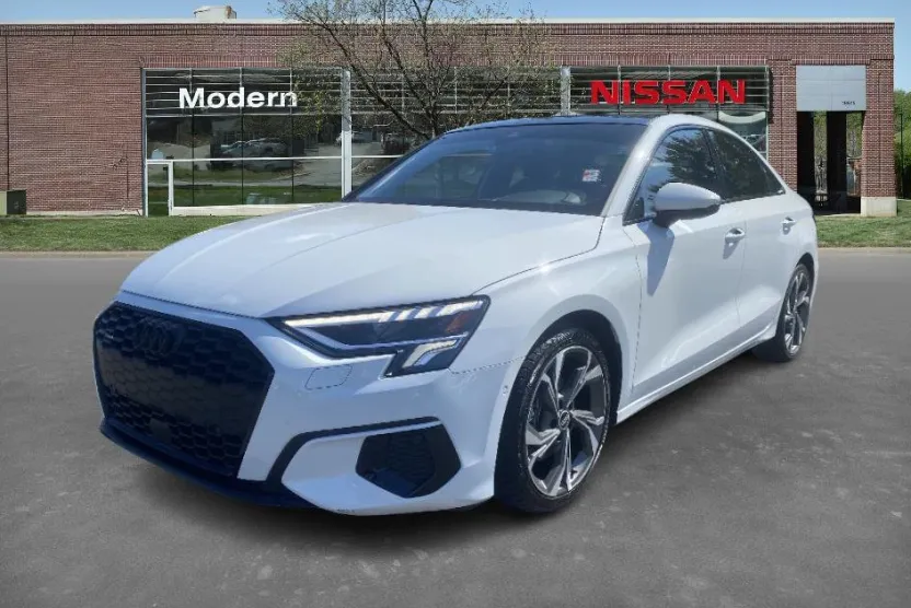 2022 Audi A3 Premium Plus photo 1