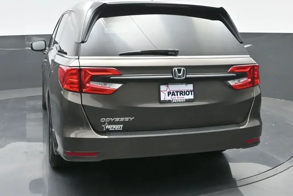 2023 Honda Odyssey EX-L photo 1