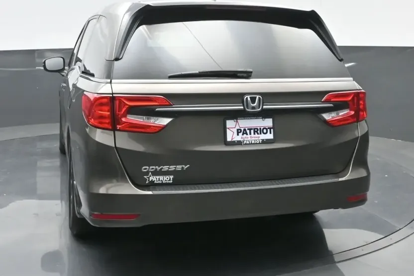 2023 Honda Odyssey EX-L photo 1