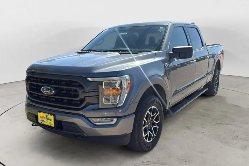 2022 Ford F-150 XLT photo 1