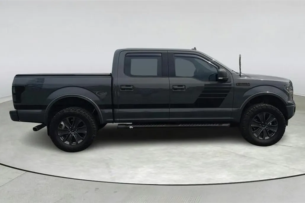 2018 Ford F-150 XLT photo 1