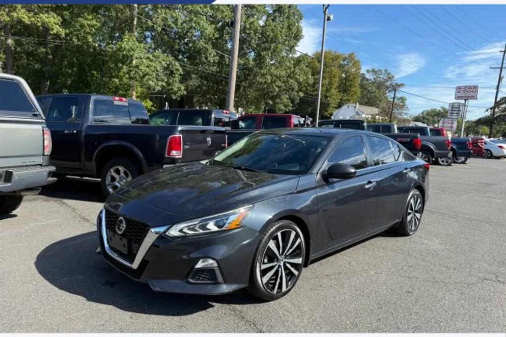2021 Nissan Altima 2.5 SV photo 1