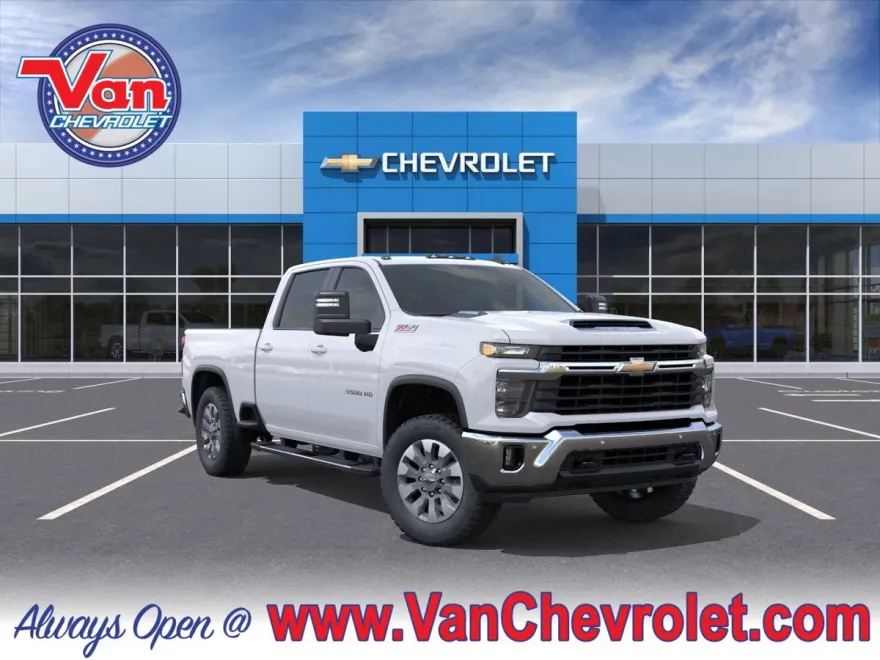 2026 Chevrolet Silverado 3500HD LT photo 1