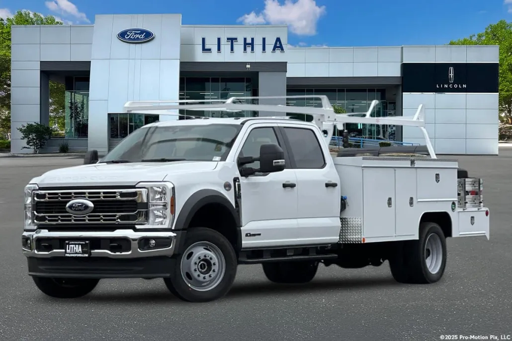 2024 Ford F-550 XL photo 1
