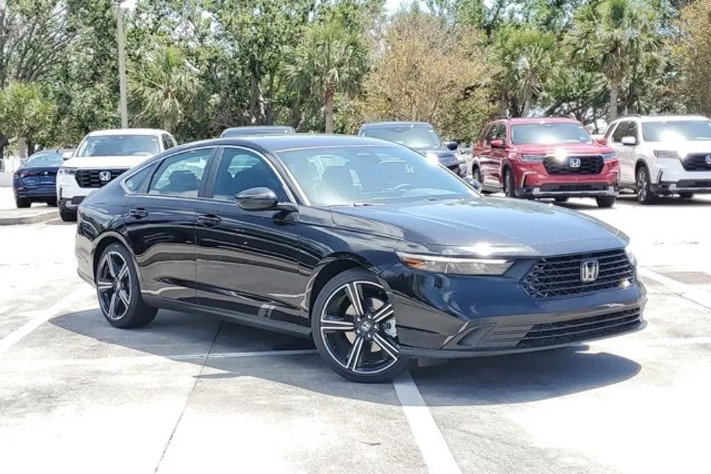 2025 Honda Accord Hybrid Sport photo 1