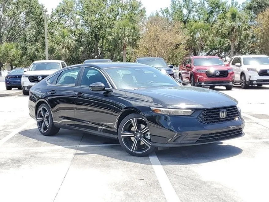2025 Honda Accord Hybrid Sport photo 1
