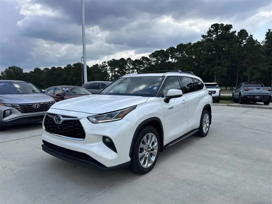 2021 Toyota Highlander Hybrid Limited photo 1