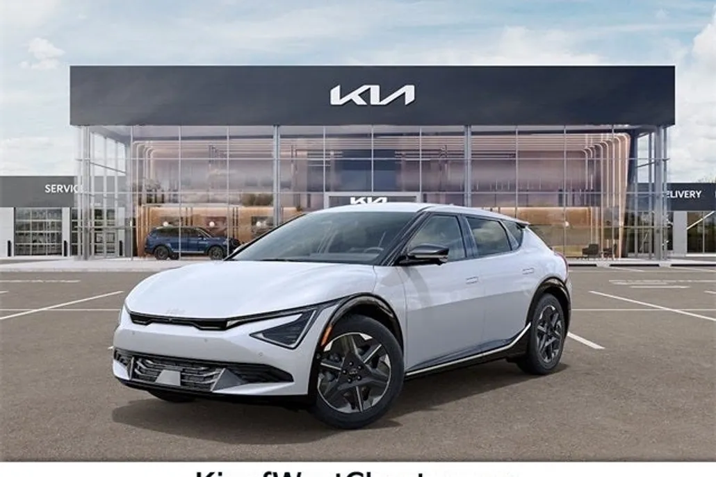 2025 Kia EV6 Light photo 1
