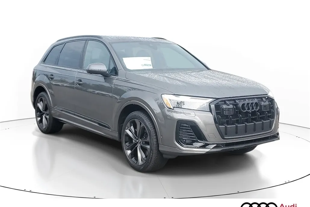 2025 Audi Q7 55 Premium Plus photo 1