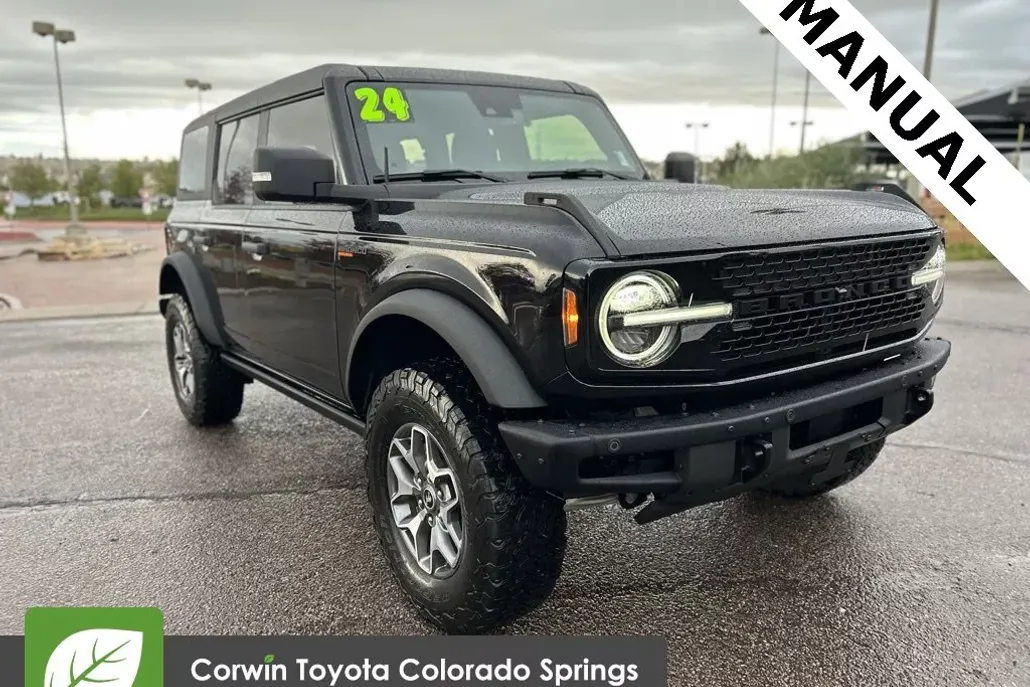 2024 Ford Bronco Badlands photo 1