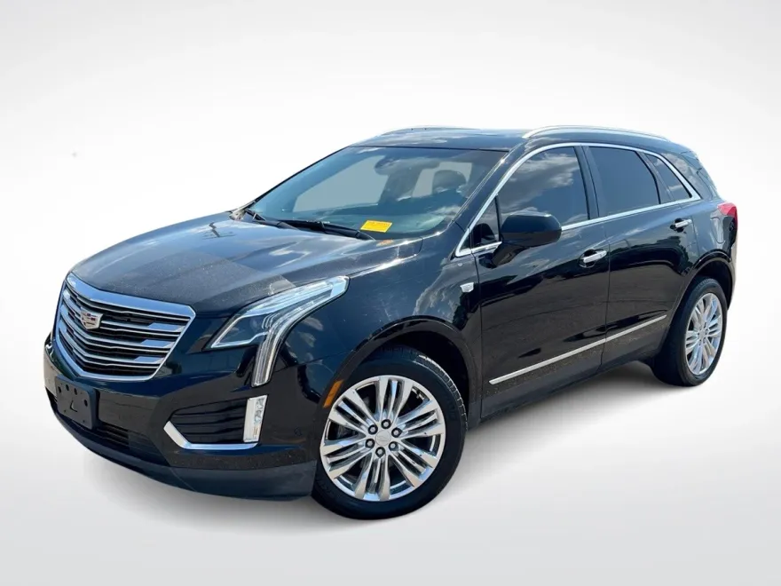 2017 Cadillac XT5 Premium Luxury photo 1