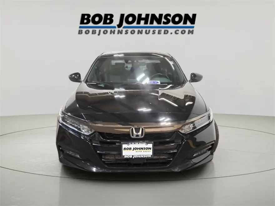 2019 Honda Accord Sport 2.0T photo 1
