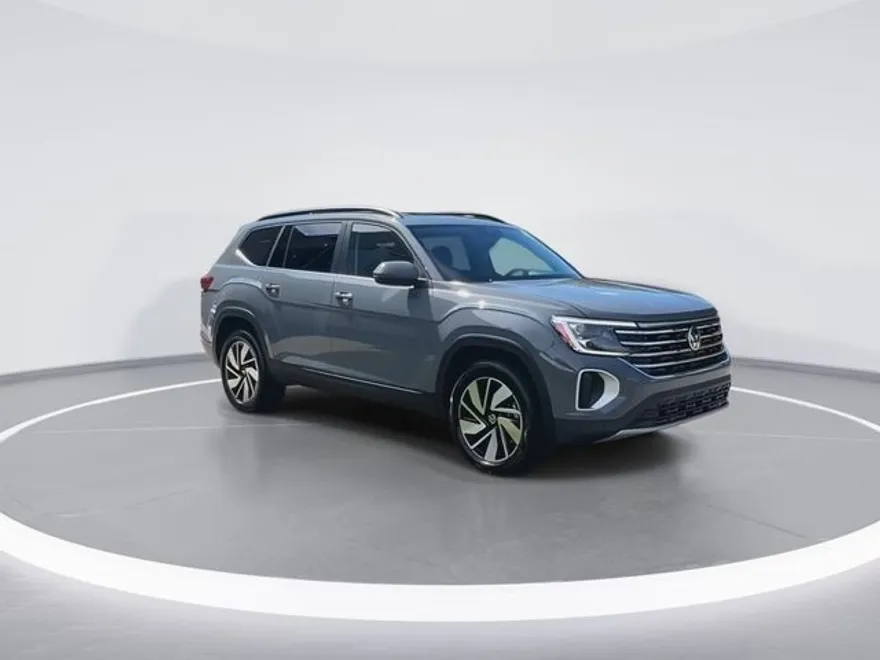2026 Volkswagen Atlas SE Technology photo 1