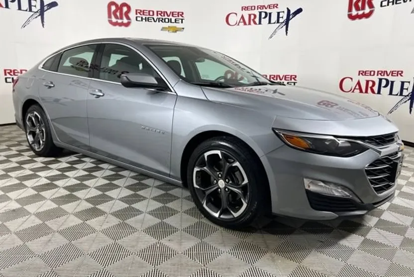 2023 Chevrolet Malibu 1LT photo 1