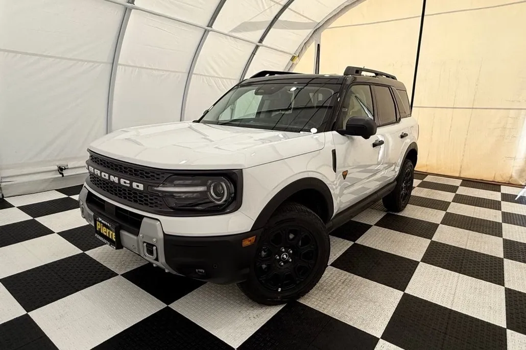 2025 Ford Bronco Sport Badlands photo 1