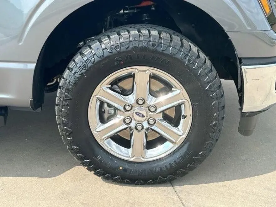 2024 Ford F-150 XLT photo 1