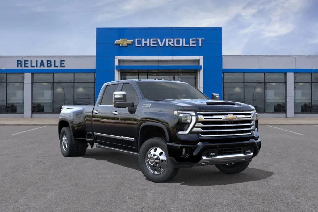 2026 Chevrolet Silverado 3500HD High Country photo 1
