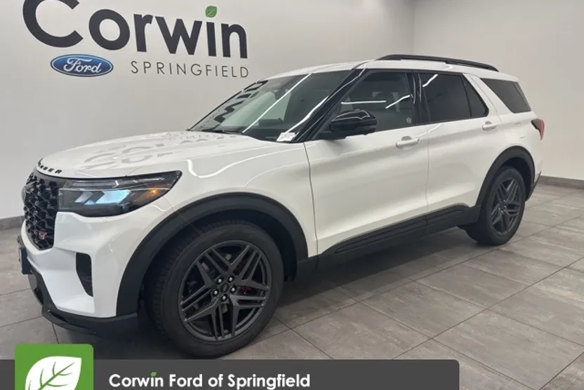 2025 Ford Explorer ST photo 1