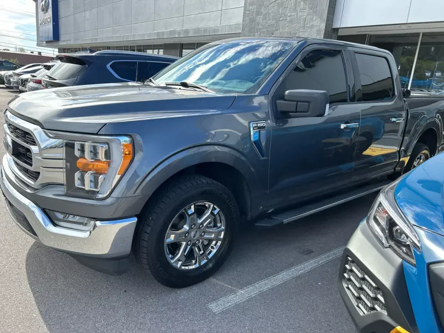2021 Ford F-150 XLT photo 1