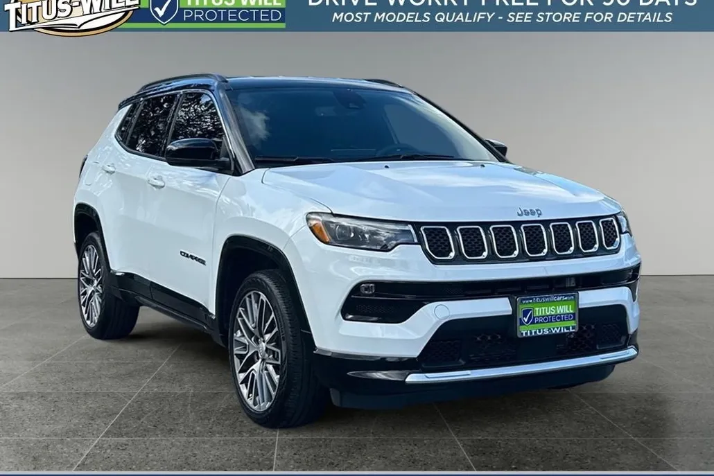 2023 Jeep Compass Limited photo 1