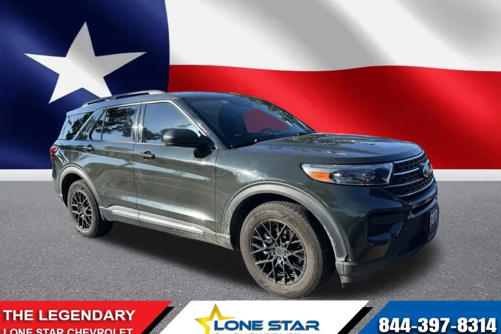 2022 Ford Explorer XLT photo 1
