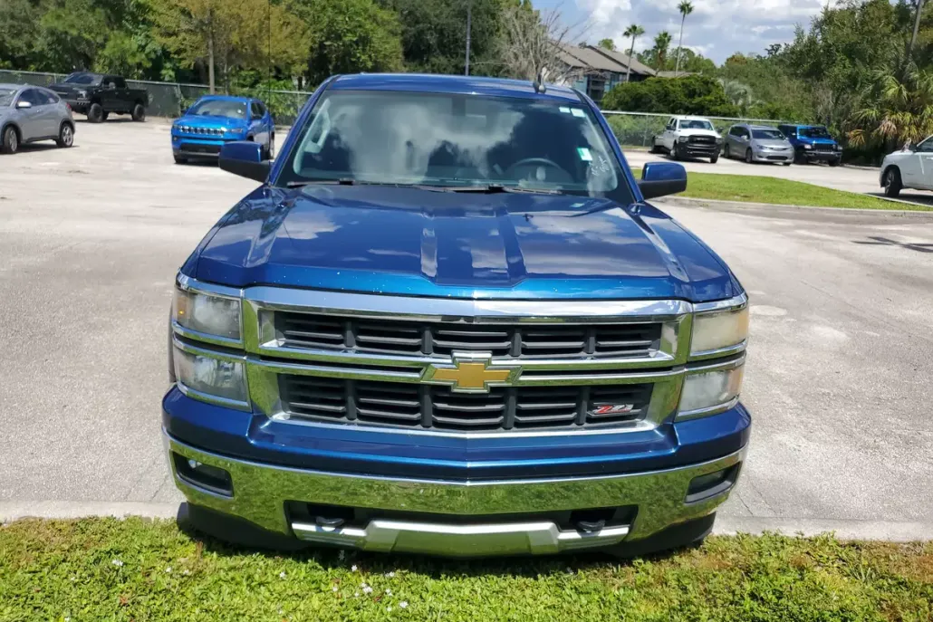 2015 Chevrolet Silverado 1500 LT photo 1