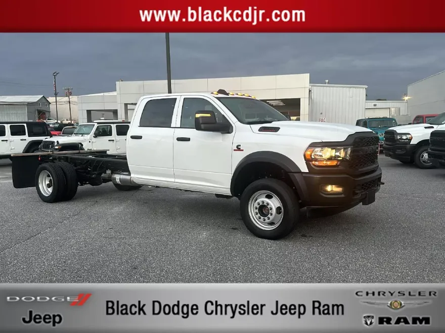 2024 Ram 5500 Tradesman SLT Laramie Limited photo 1