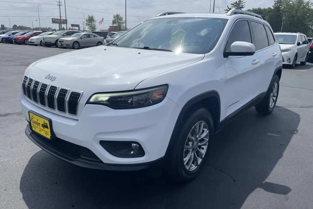 2021 Jeep Cherokee Latitude photo 1