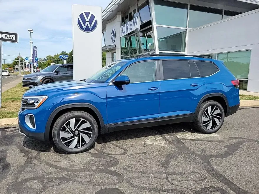 2026 Volkswagen Atlas SE Technology photo 1